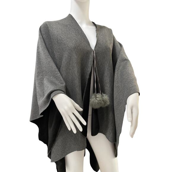 Poncho Wrap, NWOT, Grey Knit Black Fleece, Marc New York, Furball Tie - Picture 1 of 5